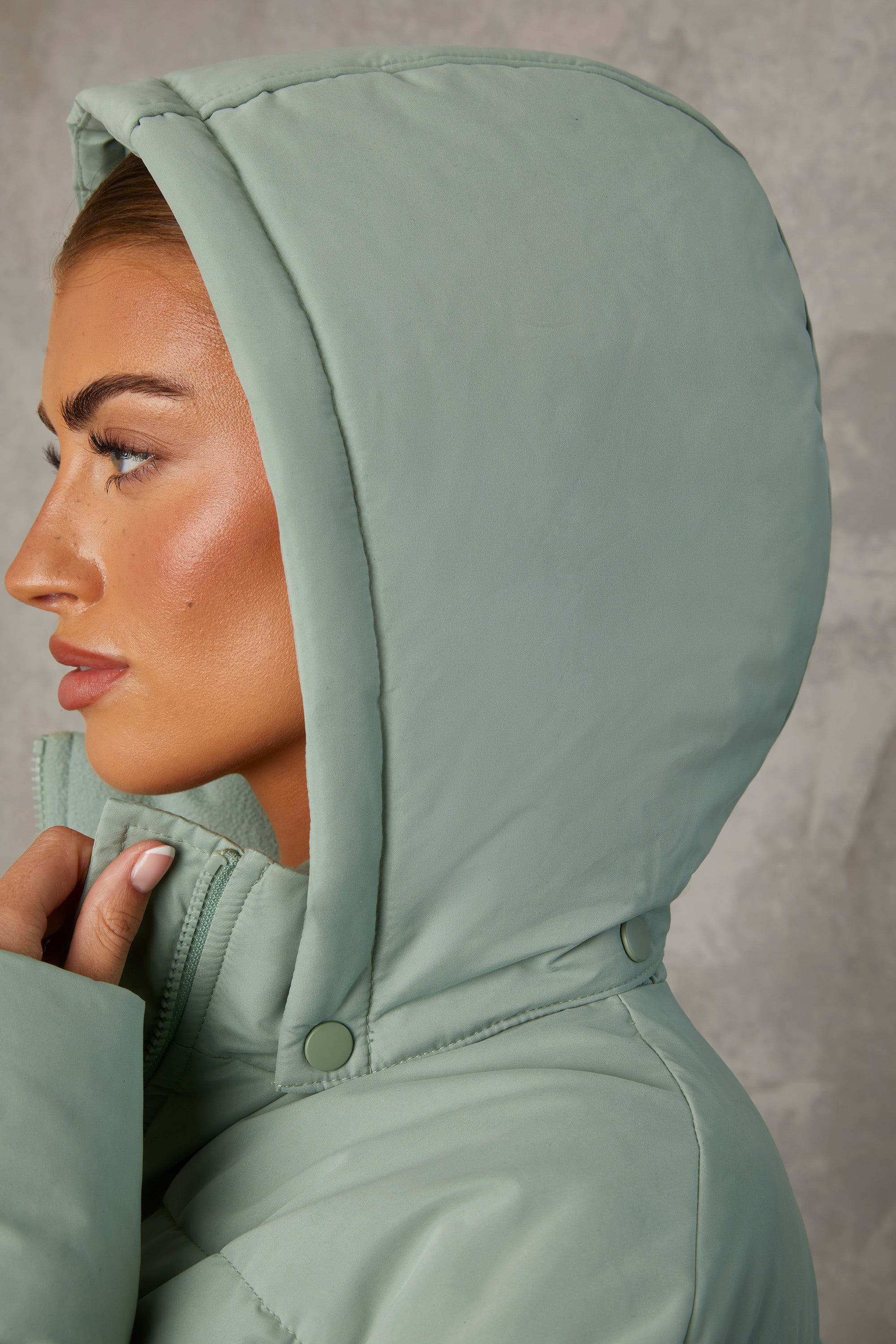 Mid Length Hooded Puffer Coat in Iceberg Green