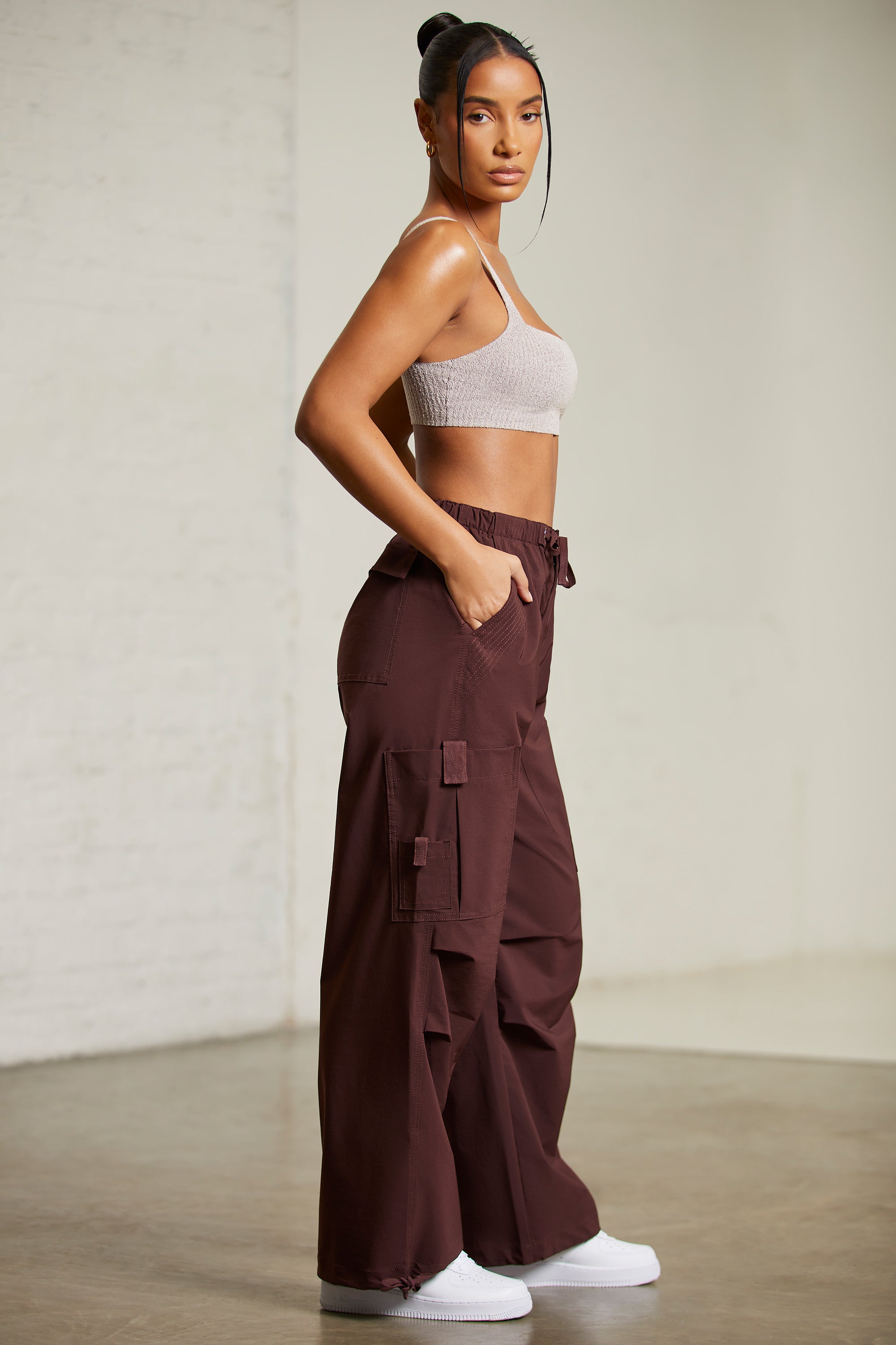 Wide Leg Cargo Trousers in Brown