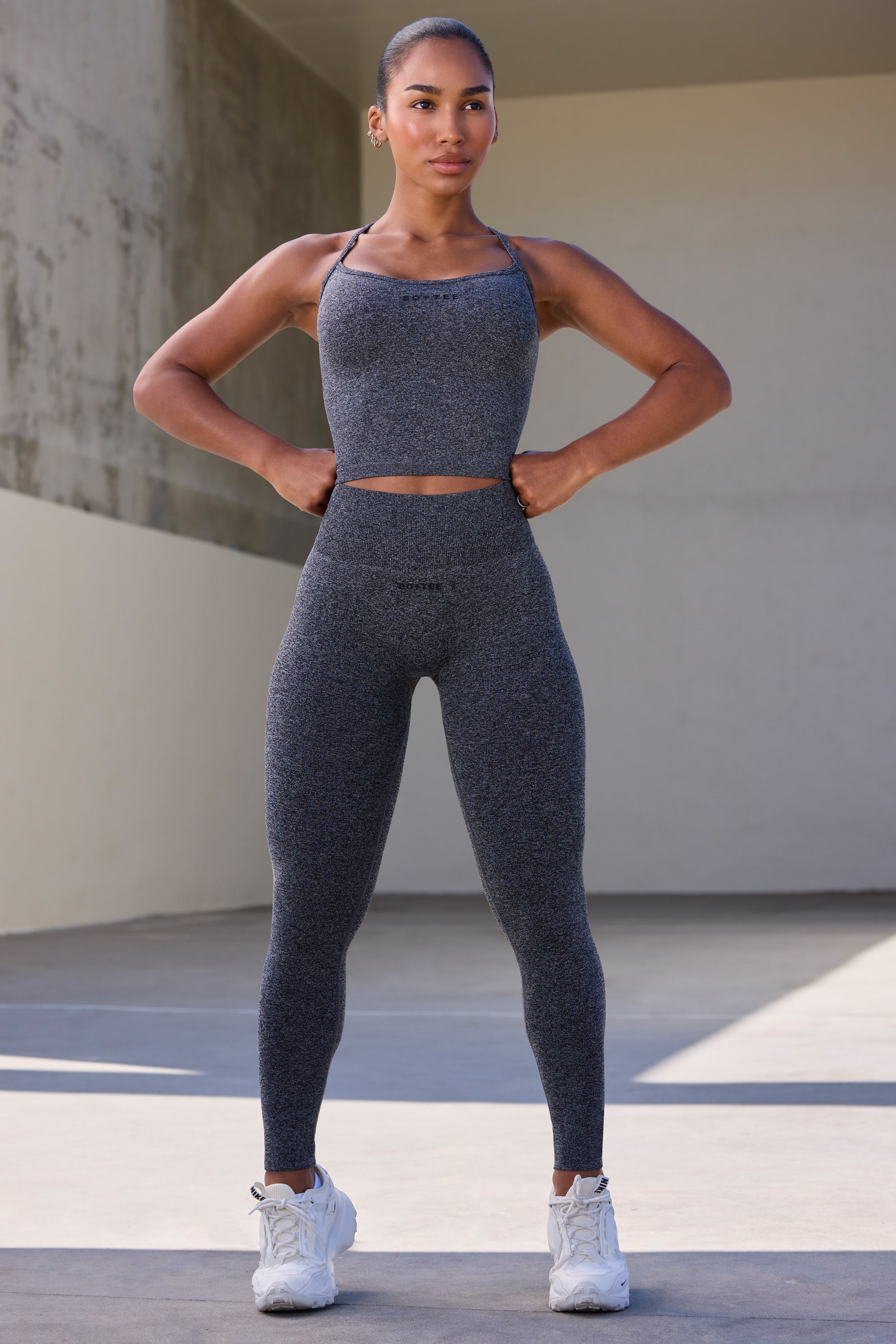 Petite Super Sculpt Seamless Leggings in Marl Black