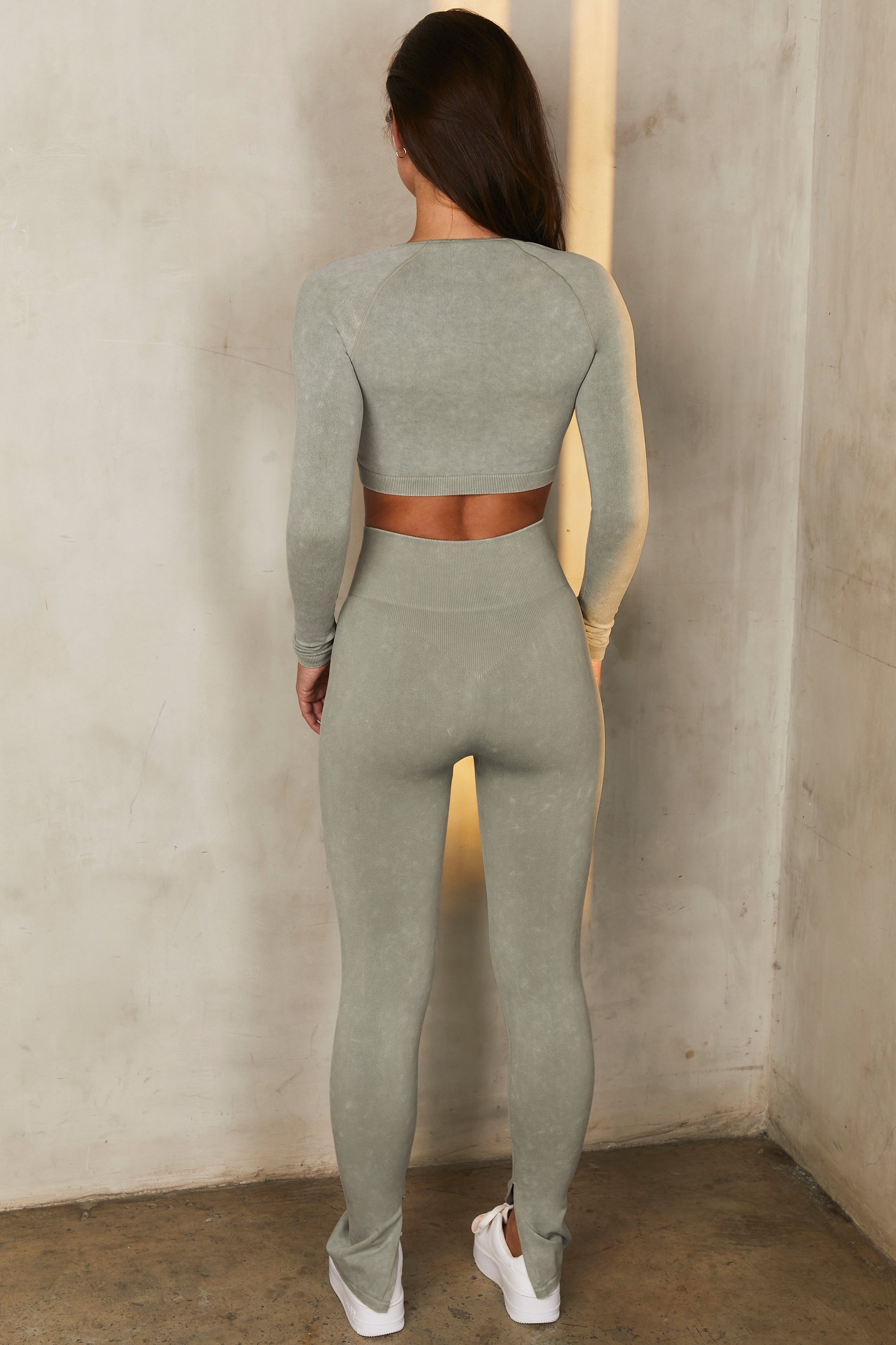 Seamless Acid Wash Zip Crop Top in Sage