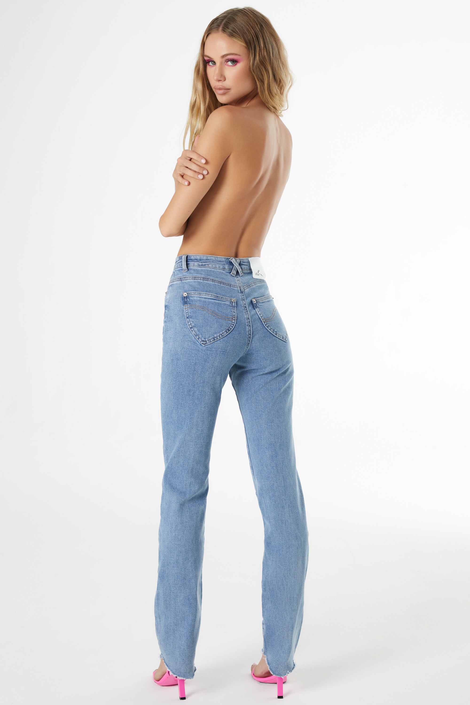 Petite Pointed Hem Jeans in Medium Blue Wash