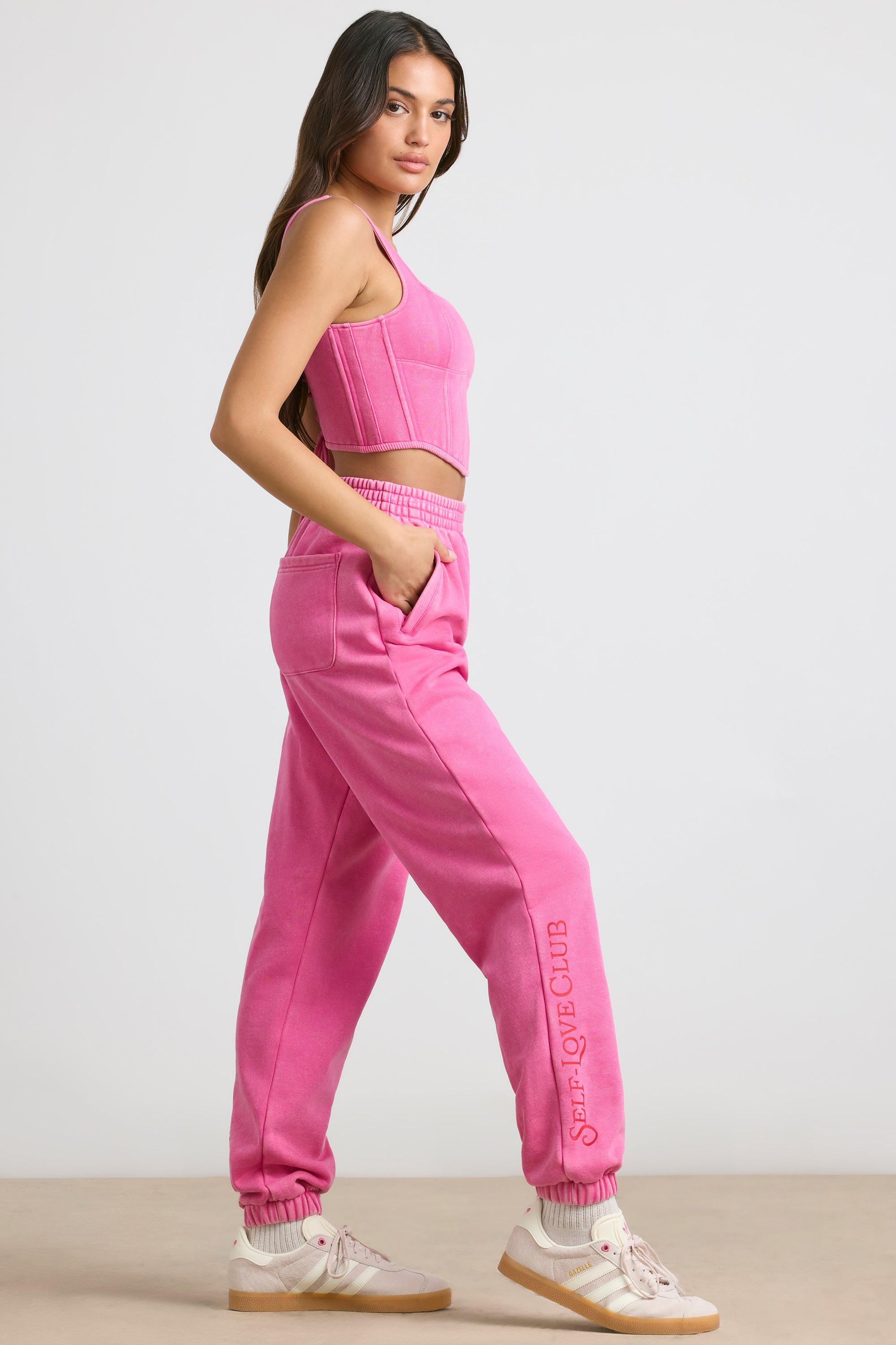 Oversized Joggers in Hot Pink