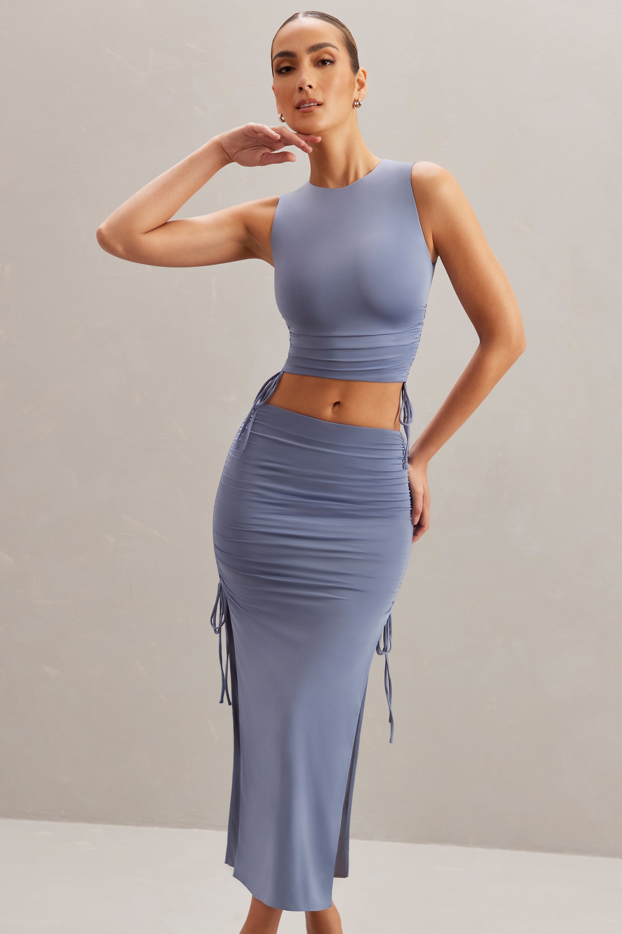 Mid Rise Midi Skirt in Blue