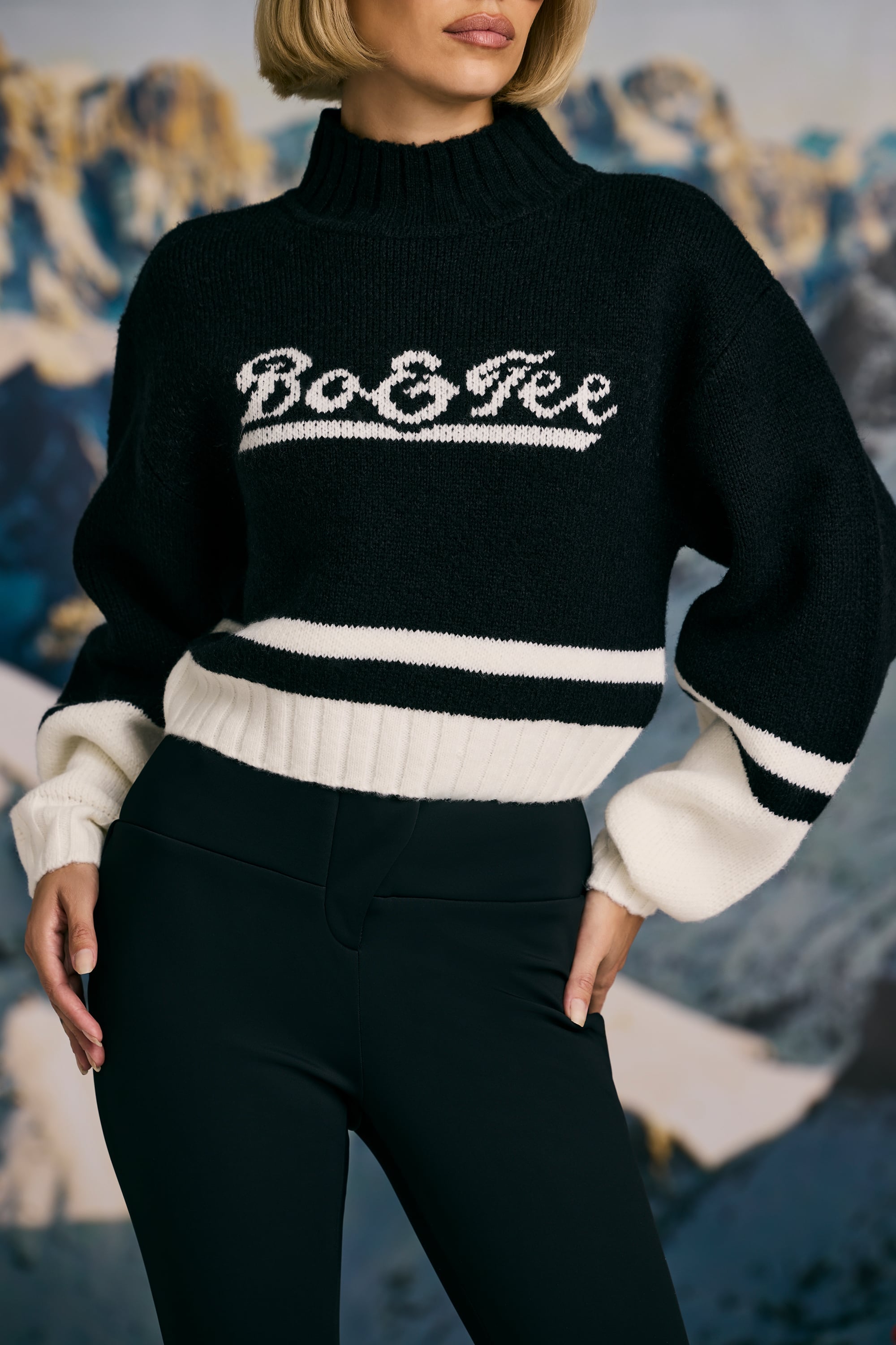 Cropped Chunky-Knit Turtleneck Jumper in Black