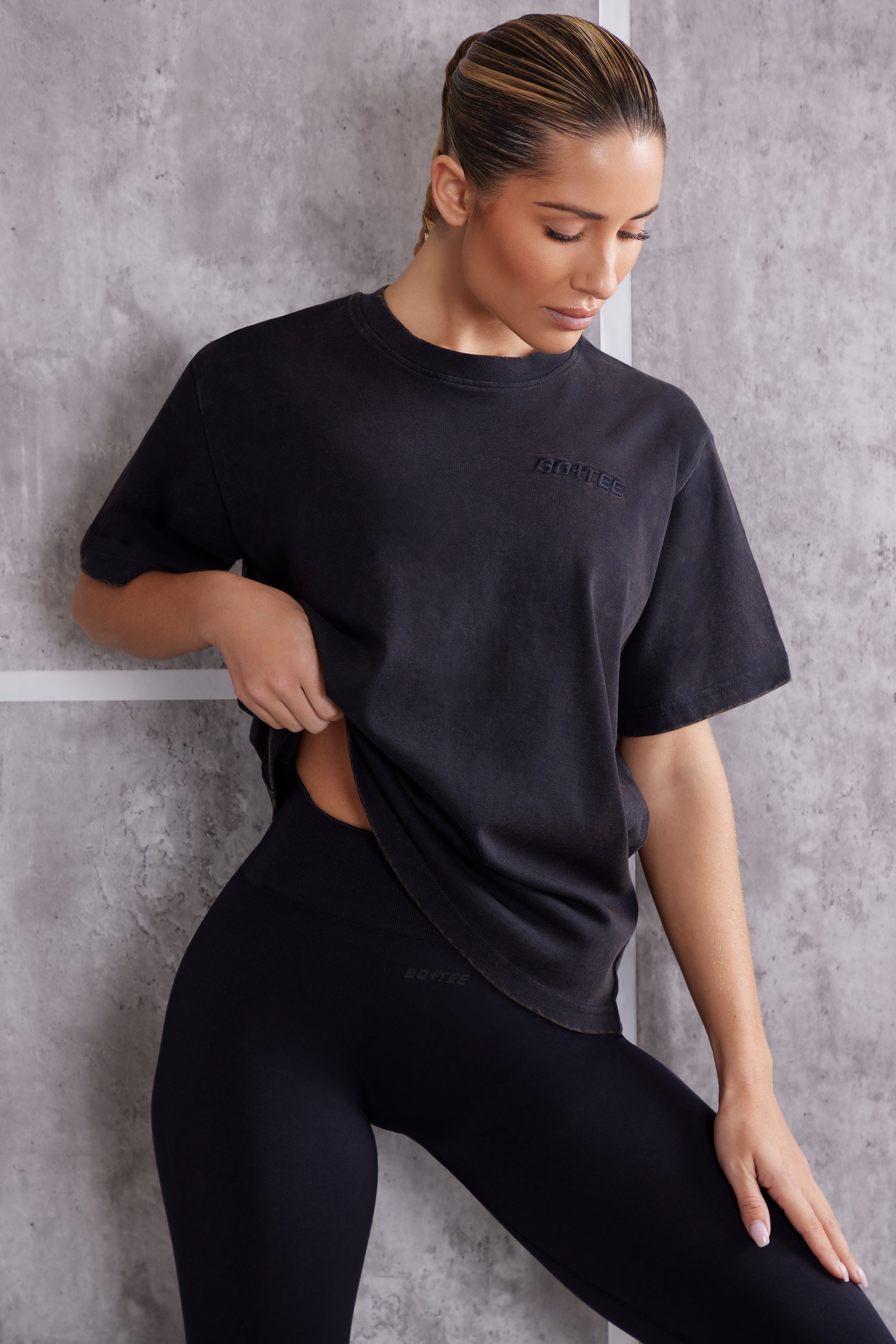 Oversized T-Shirt in Jet Black