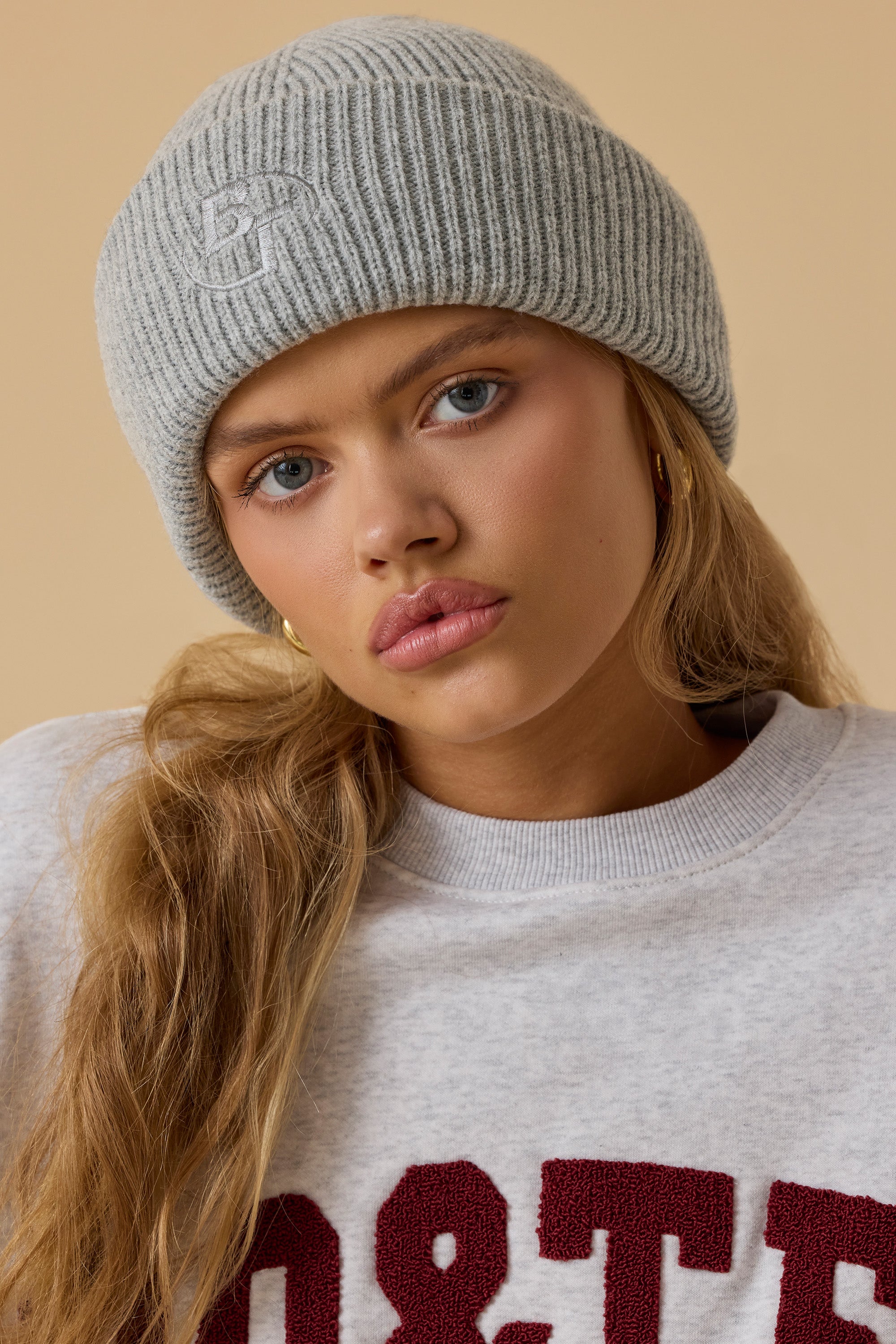 Knit Beanie in Heather Grey