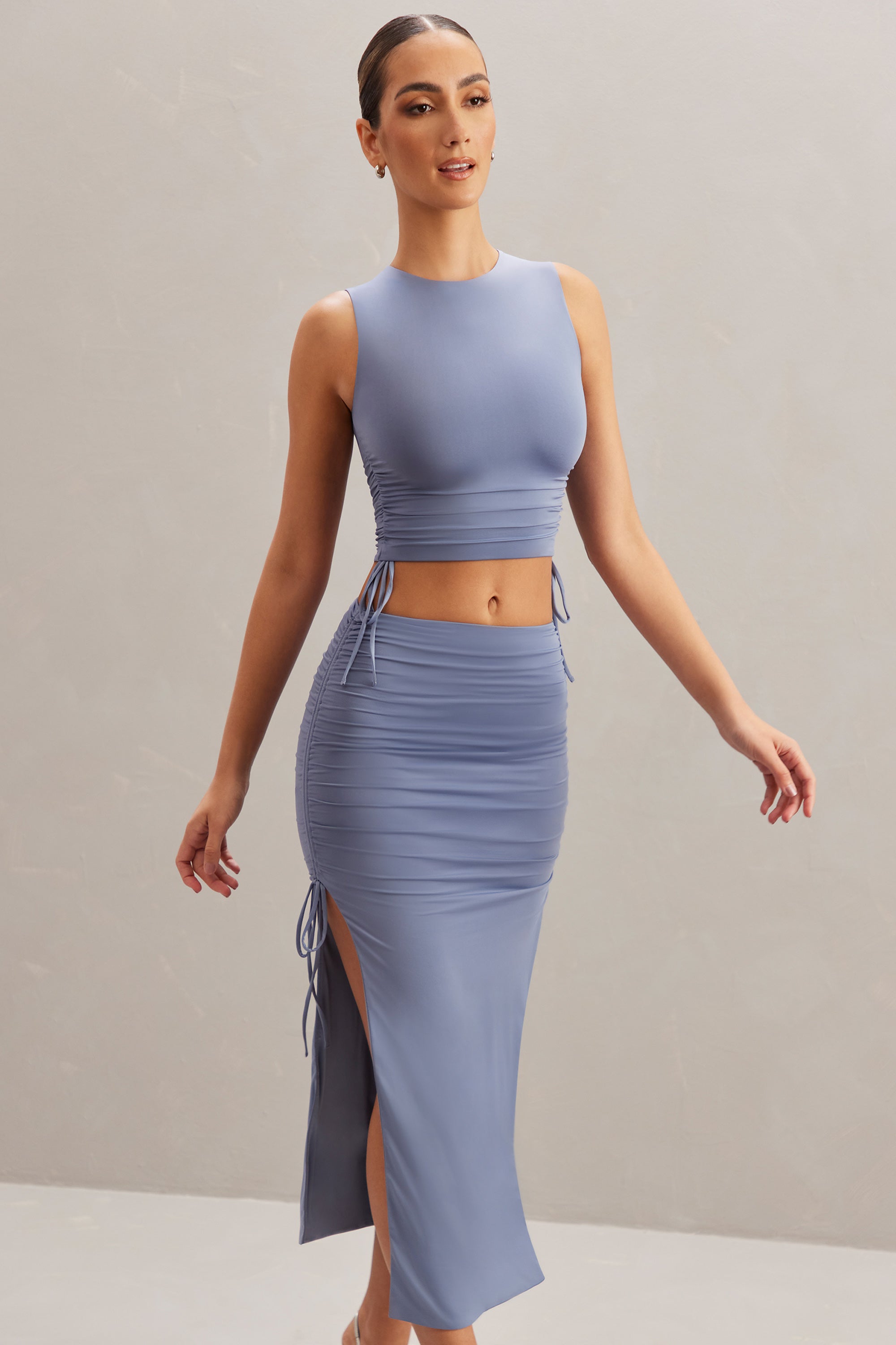 Mid Rise Midi Skirt in Blue