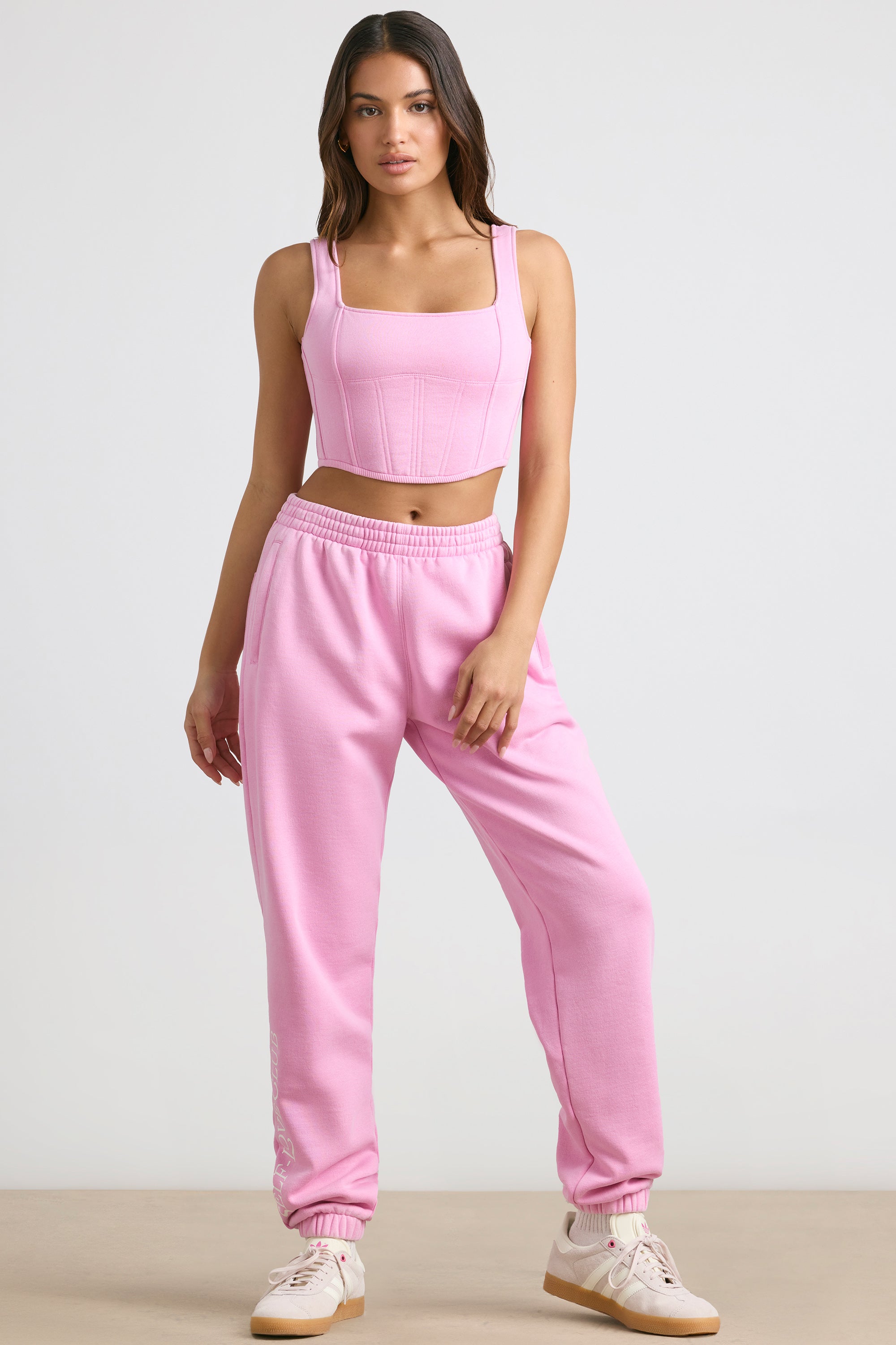 Oversized Joggers in Bubblegum Pink