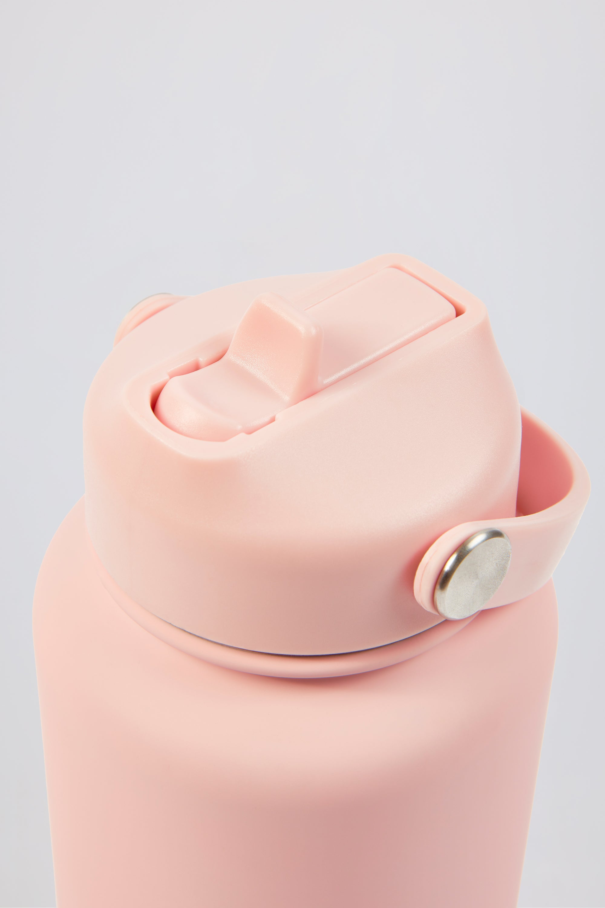 Thermos Water Bottle in Bubblegum Pink