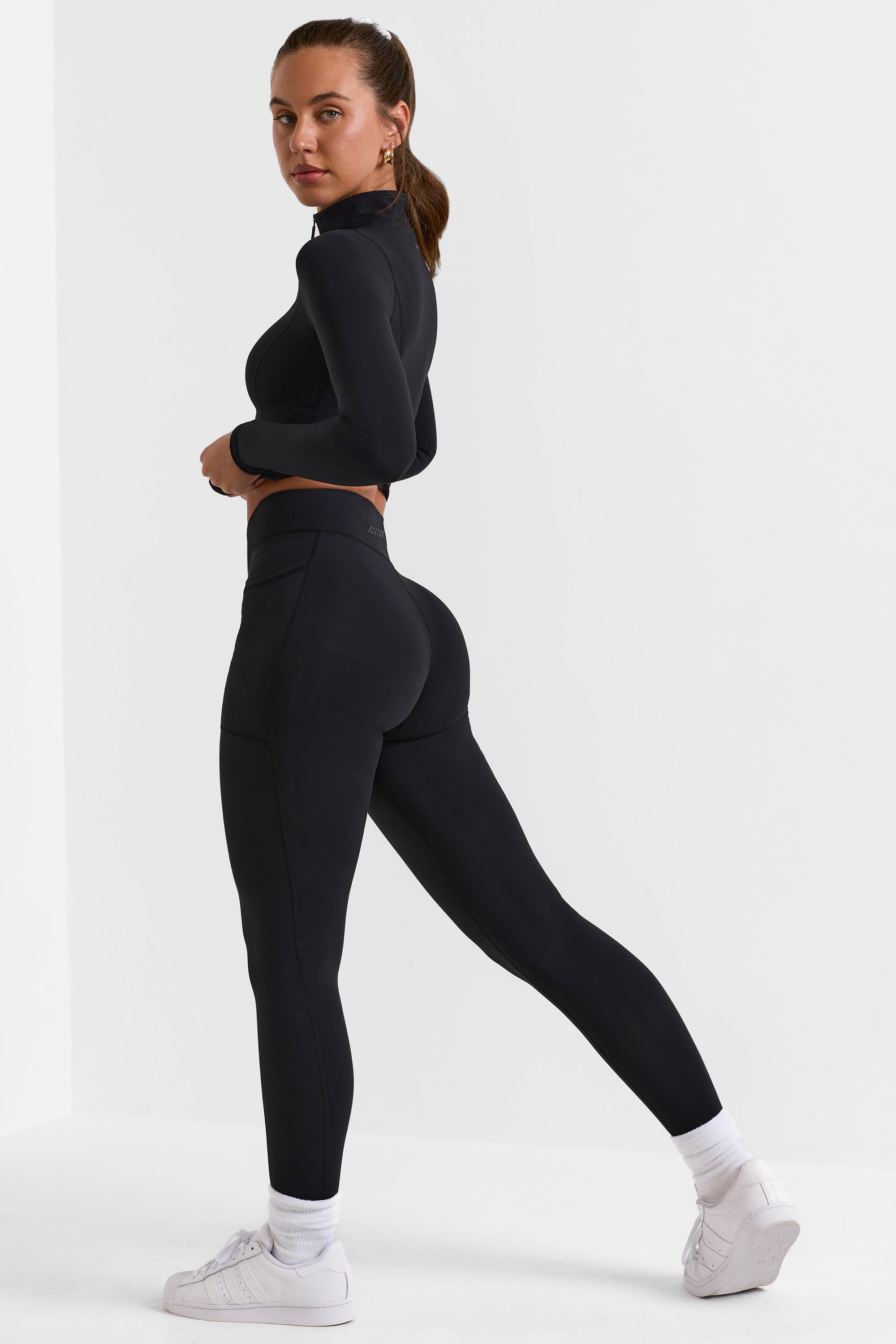 Full Length Leggings with Pockets in Black