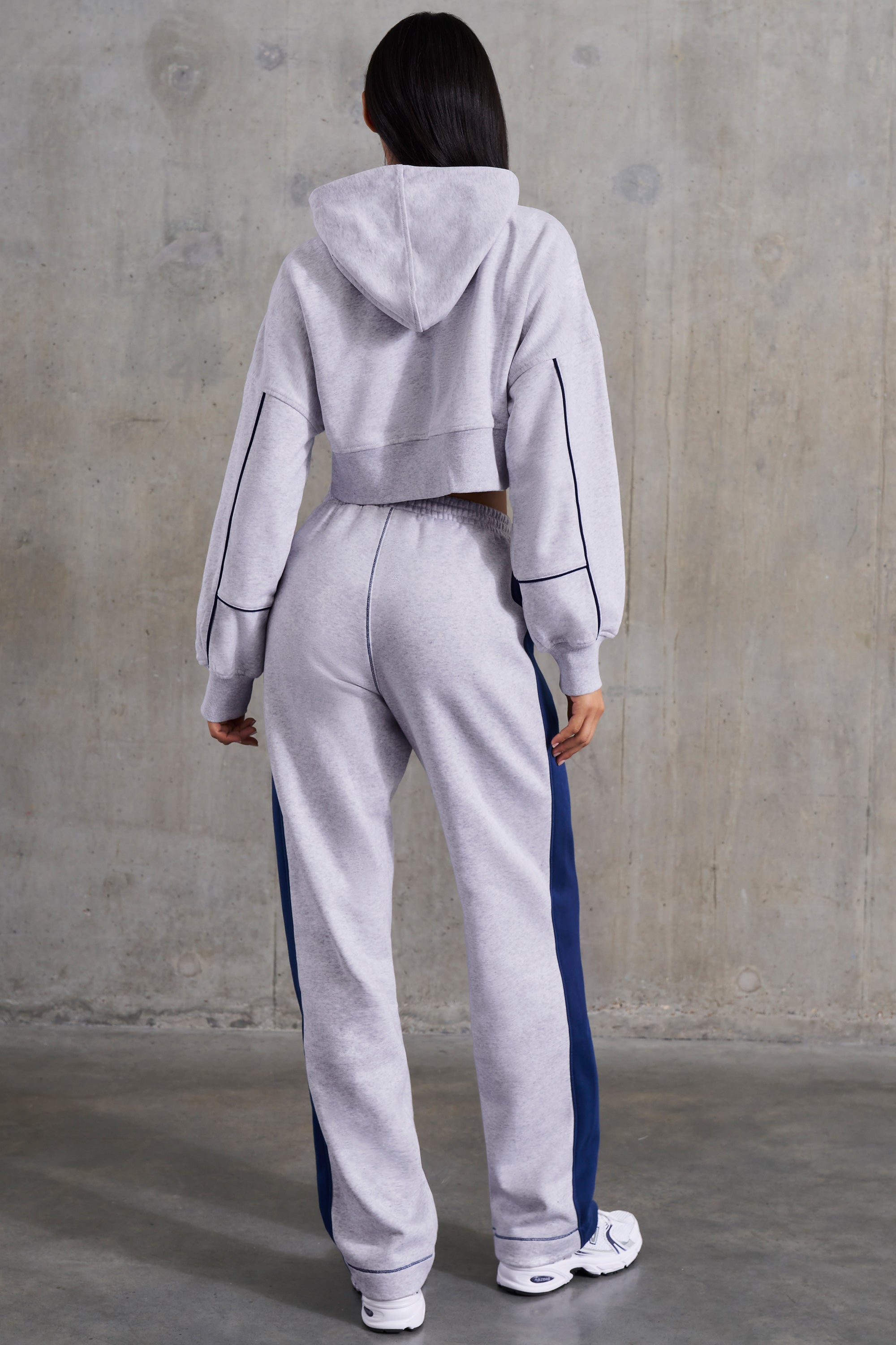 Wide Leg Sweatpants in Heather Grey