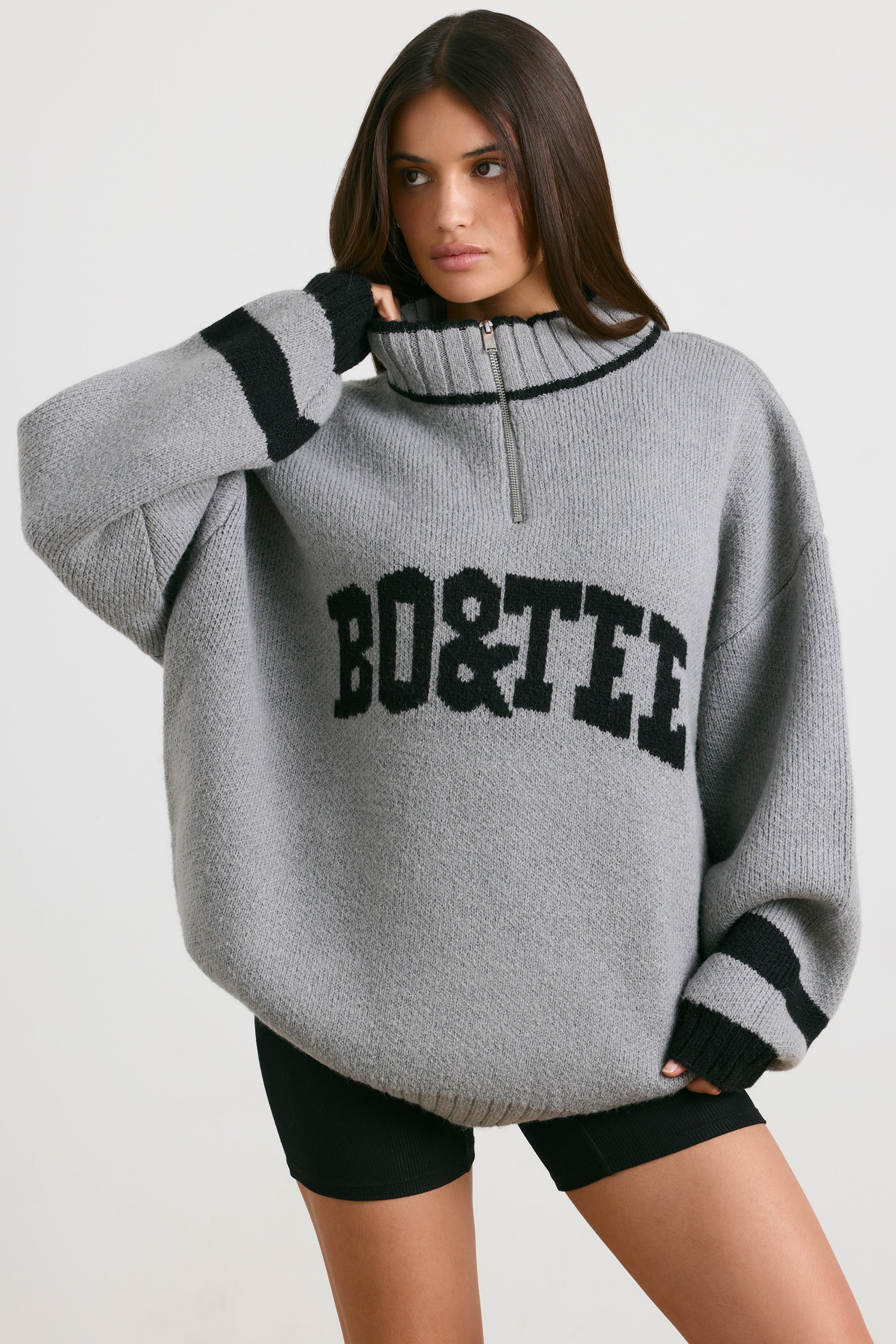 Oversized Quarter-Zip Chunky-Knit Jumper in Heather Grey