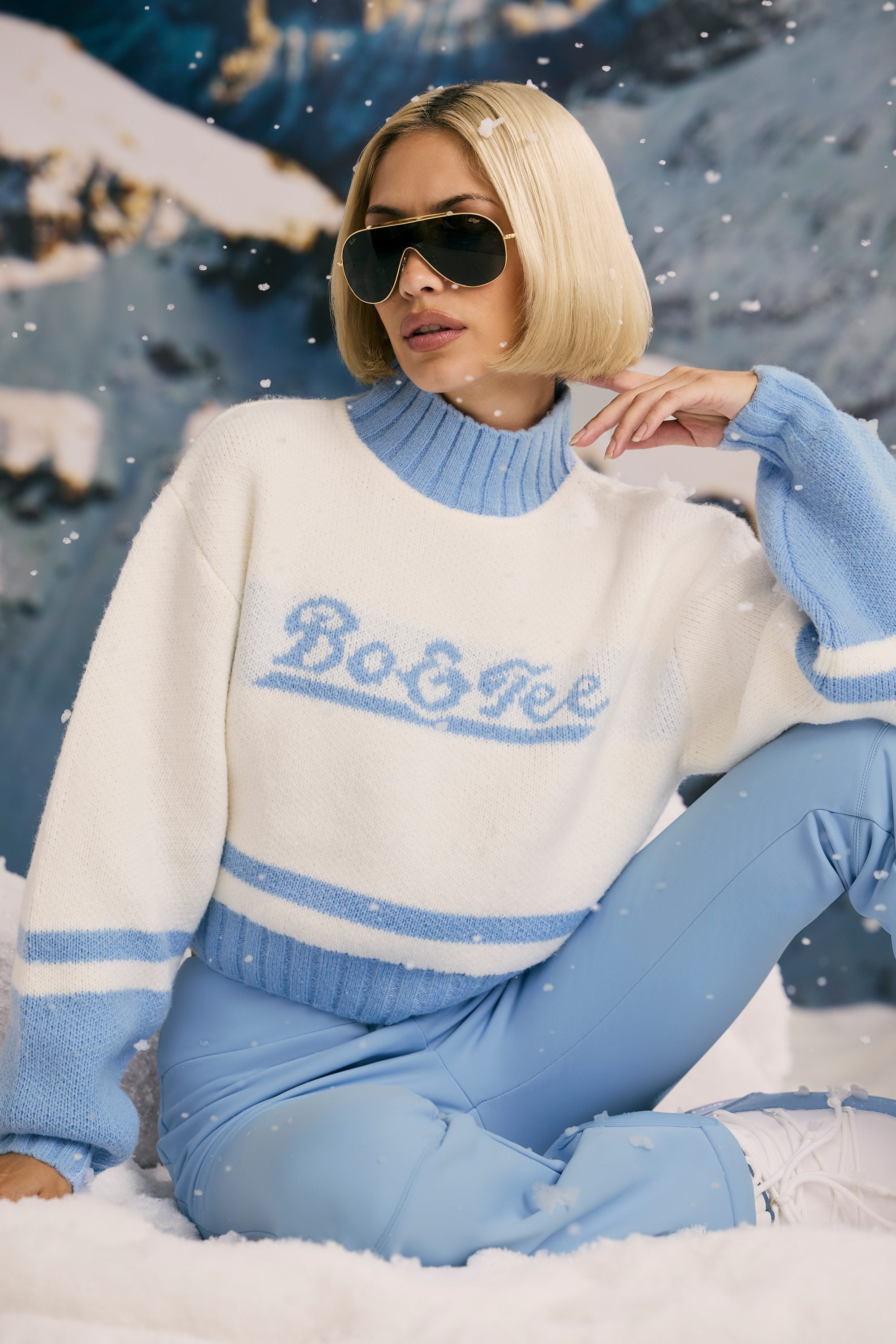 Cropped Chunky-Knit Turtleneck Jumper in Ice Blue