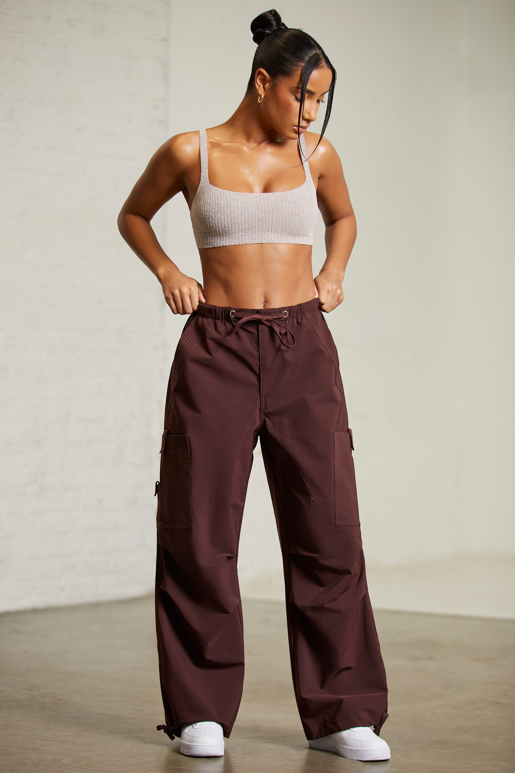 Wide Leg Cargo Trousers in Brown