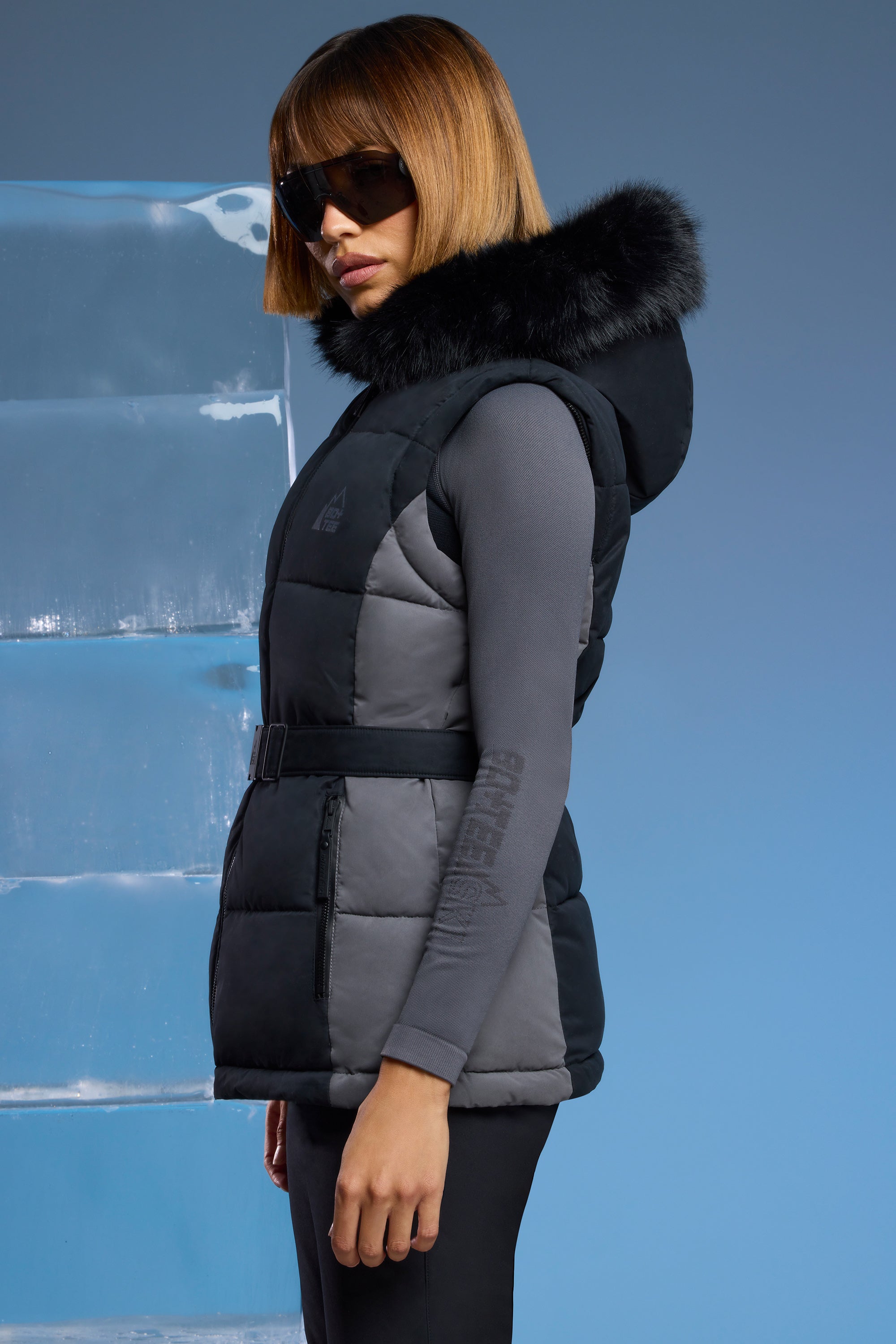 Ski Jacket with Detachable Sleeves in Black