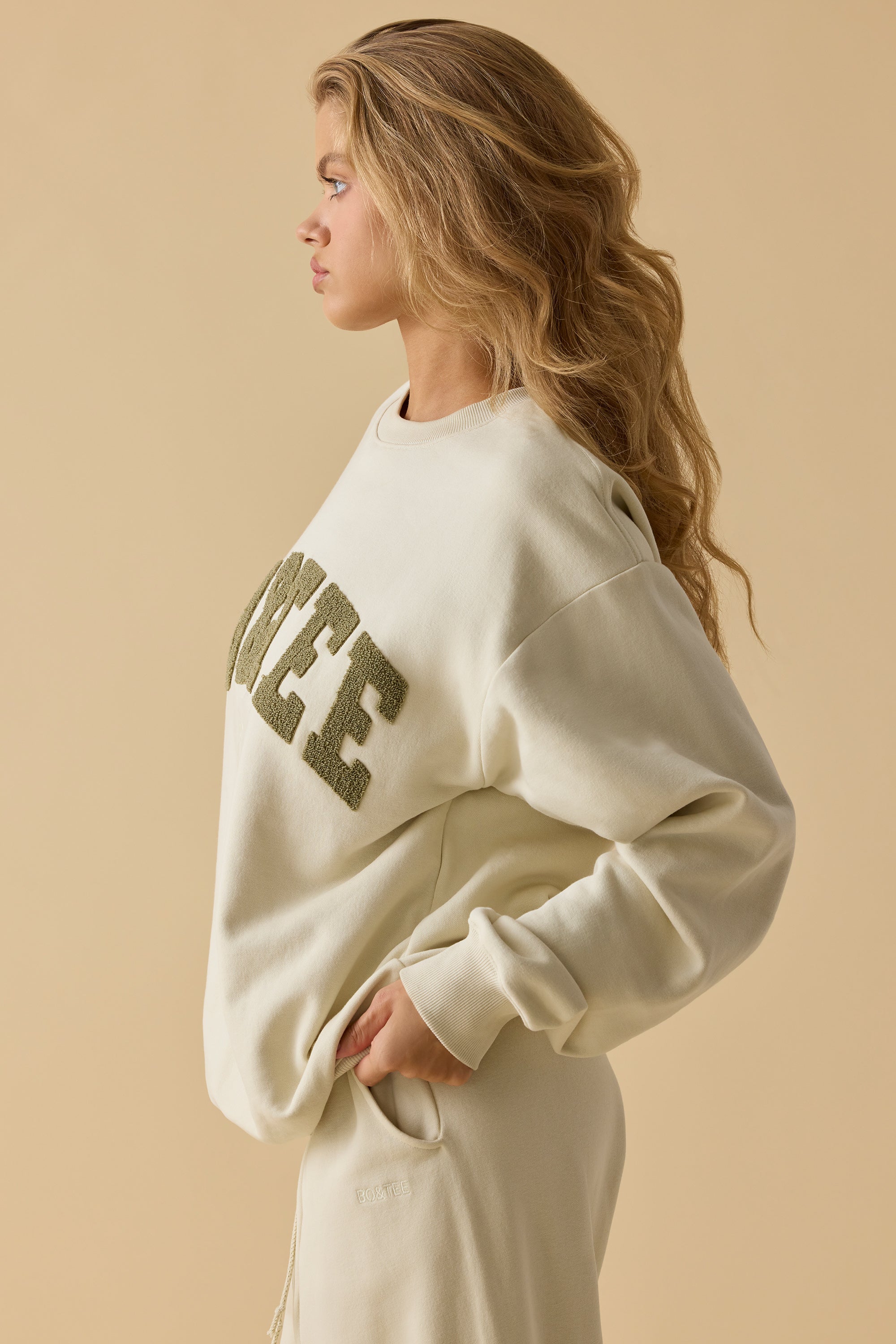 Oversized Crew Neck Sweatshirt in Bone