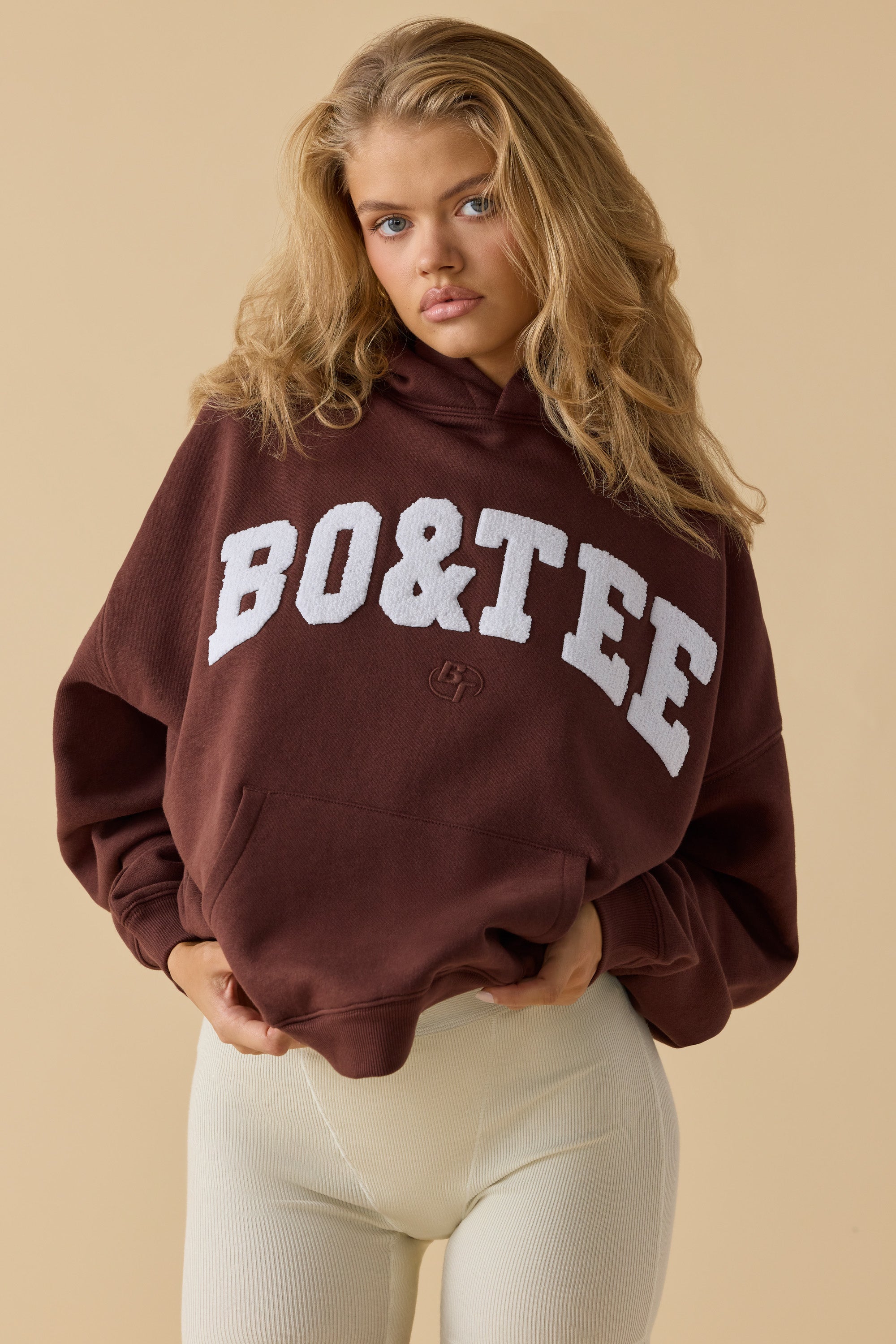 Oversized Hooded Sweatshirt in Mahogany