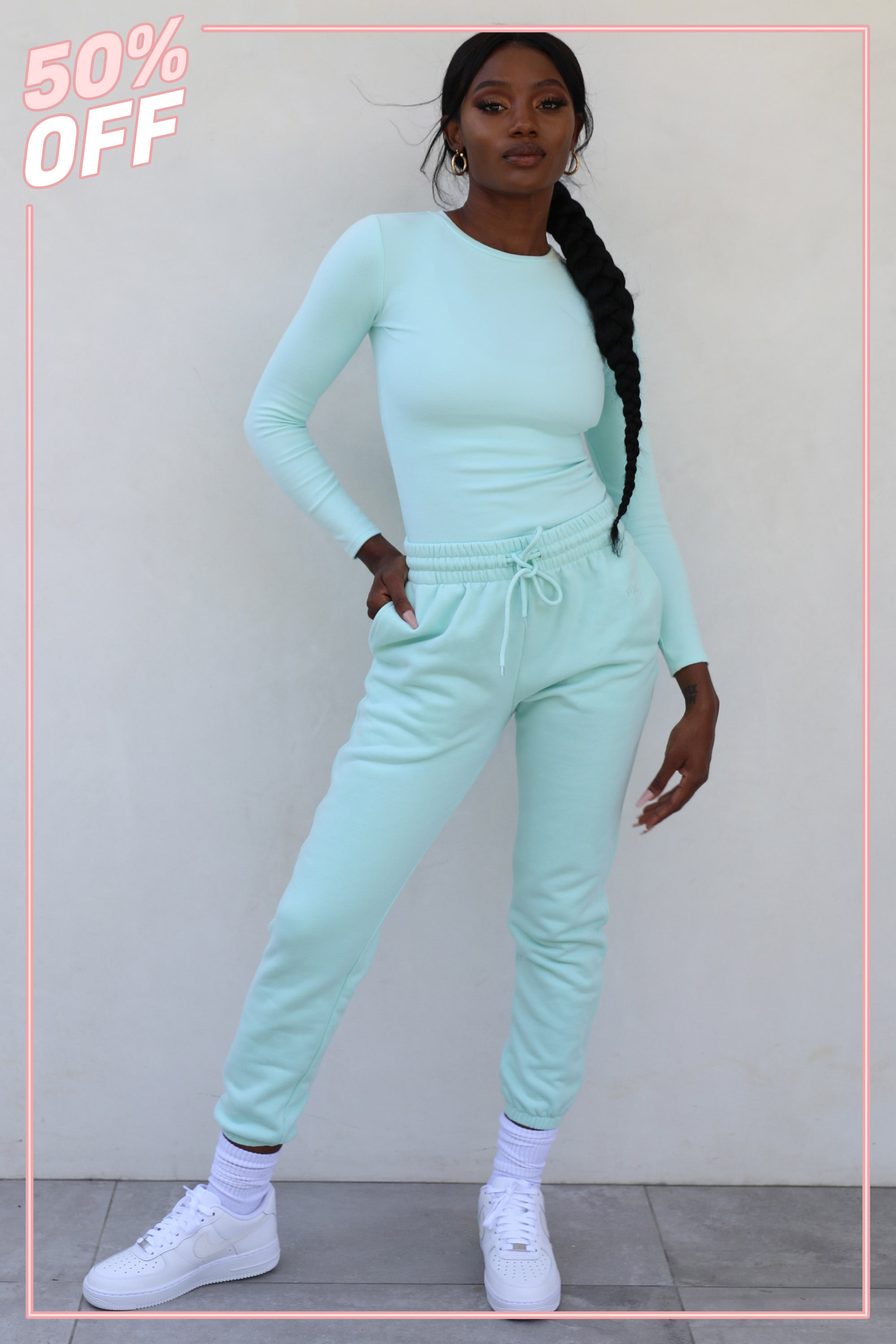 On The Run Classic Joggers in Mint