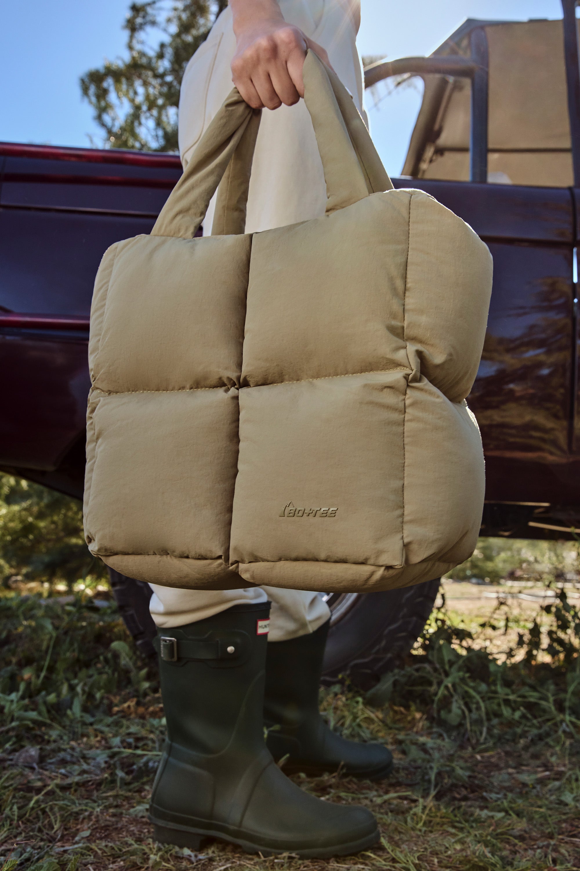 Quilted Puffer Bag in Soft Olive