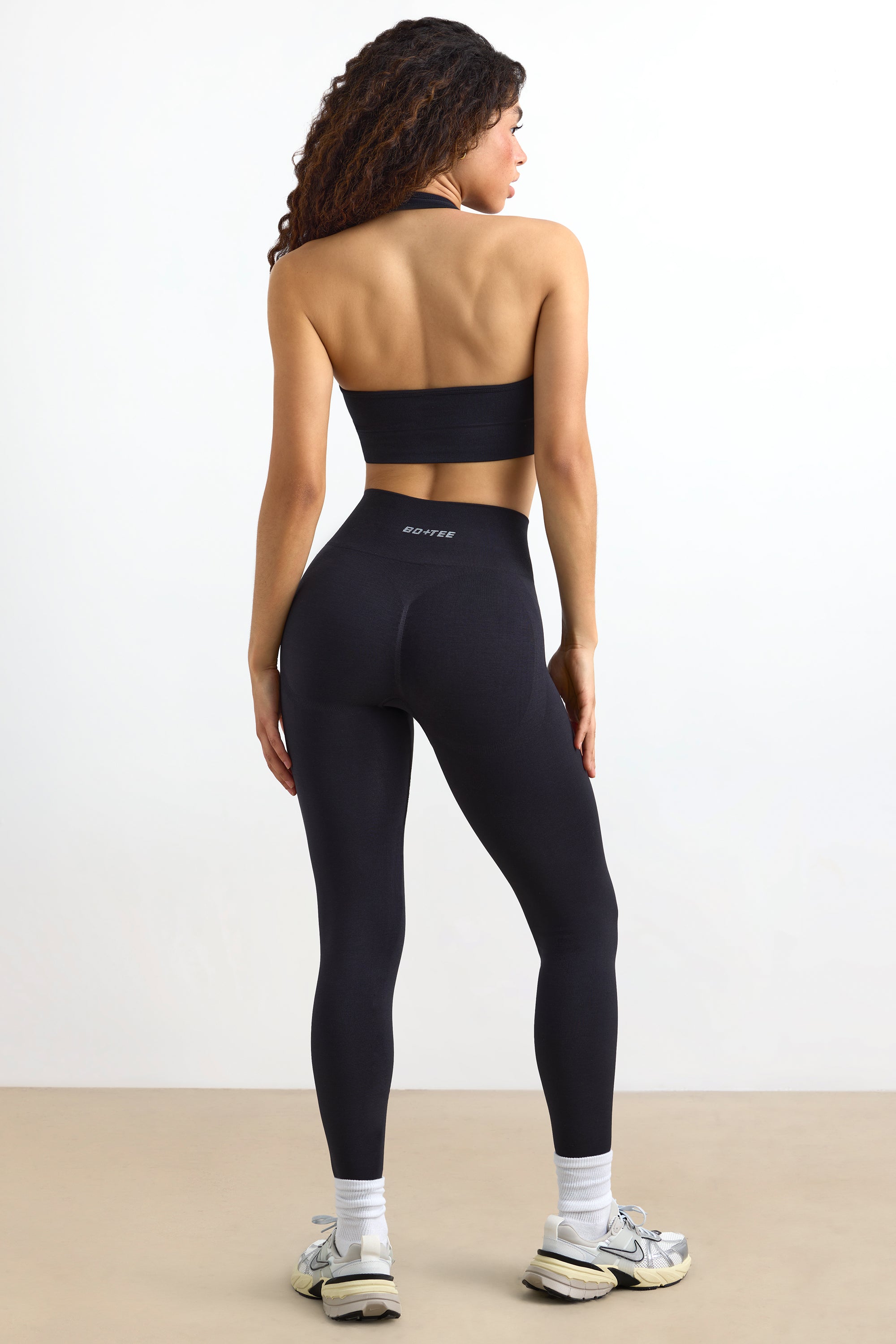 Define Luxe High-Waist Leggings in Jet Black